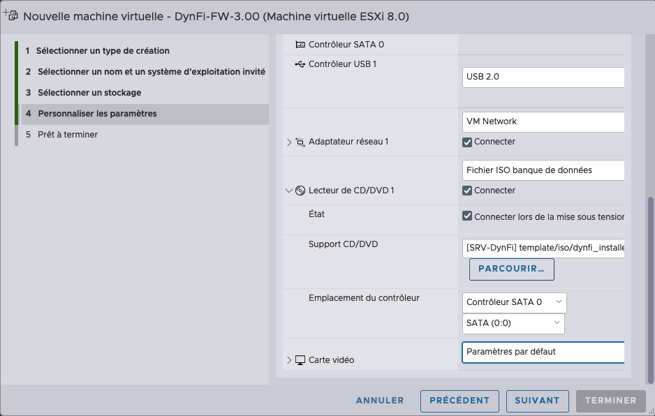 Création d'une VM DynFi Firewall sous ESXi étape 5